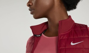  Nike Therma-FIT Sentetik Dolgulu Kadın Koşu Yeleği-DD6084-690