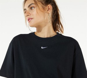  Nike Sportswear Essential Bol Kesimli Kısa Kollu Kadın Tişört DH4255-010