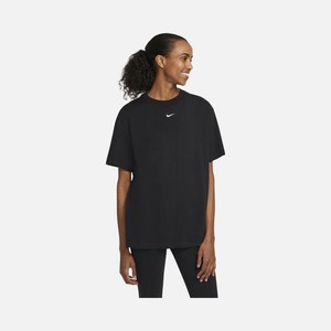  Nike Sportswear Essential Bol Kesimli Kısa Kollu Kadın Tişört DH4255-010