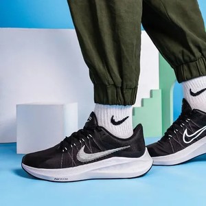  Nike Zoom Winflo 8 Erkek Siyah Koşu Ayakkabısı CW3419-006