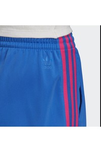  Adidas Adicolor 3d Trefoil Kadın Spor Şort GM8513-13