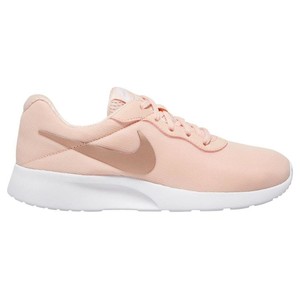  Nike Wmns Tanjun Yürüyüş Ayakkabısı 812655-611