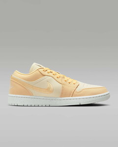  Nike Air Jordan 1 Low SE Kadın Spor Ayakkabısı DV0426-200 (YARIM NUMARA BÜYÜK ALMANIZI ÖNERİYORUZ)