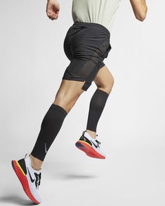  Nike Challenger Slip Astarlı Erkek Koşu Şortu DB4013-011