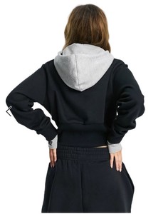  Nike Women's Sportswear Icon Clash Fleece Hoodie-DV7059-010(BİR BEDEN KÜÇÜK ALMANIZI ÖRERİRİZ.)