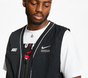  Nike Sportswear DNA Vest Siyah Spor Yelek CW2366-010