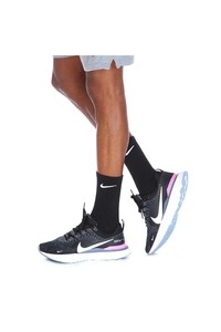 Nike React Infinity 3  Koşu Ayakkabısı DZ3014-001