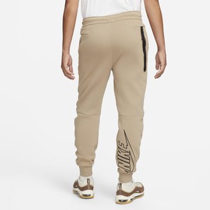  Nike Sportswear Tech Fleece Graphic Joggers Erkek Eşofman Altı DX0581-247