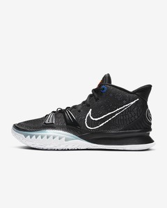  Nike Kyrie 7 Erkek Basketbol Ayakkabısı Siyah/Beyaz - CQ9326-002