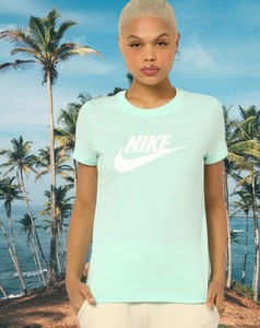  Nike Women's W Nsw Tee Essntl   Ftr T-shirt AT5464-394