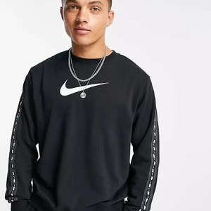  Nike Repeat Taping Polar Sweatshirt - Siyah-DQ1938-010 (BİR BEDEN KÜÇÜK ALMANIZI ÖNERİYORUZ)