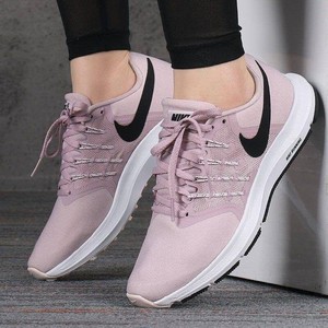 Nike Wmns Run Swift Kadın Koşu ve Antrenman Spor Ayakkabısı 909006-502-502