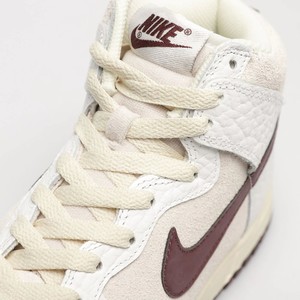  Nike Dunk High Unisex Spor Ayakkabı FB8482-100 (BİR NUMARA BÜYÜK ALMANIZI ÖNERİYORUZ)